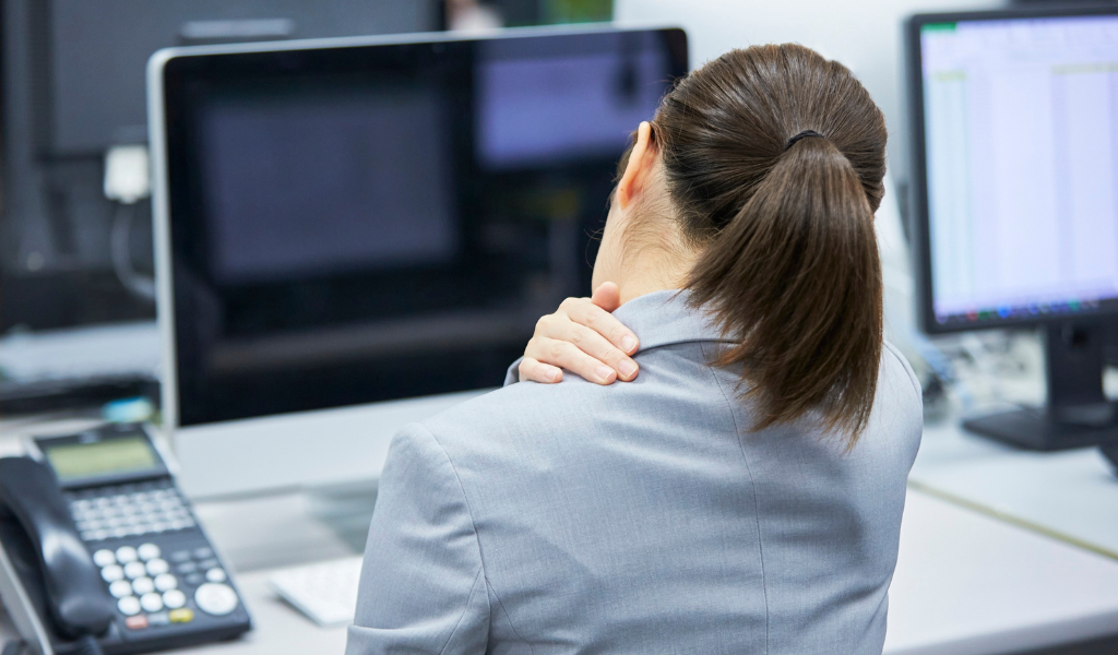 Orientação postural individual realizada no ambiente de trabalho